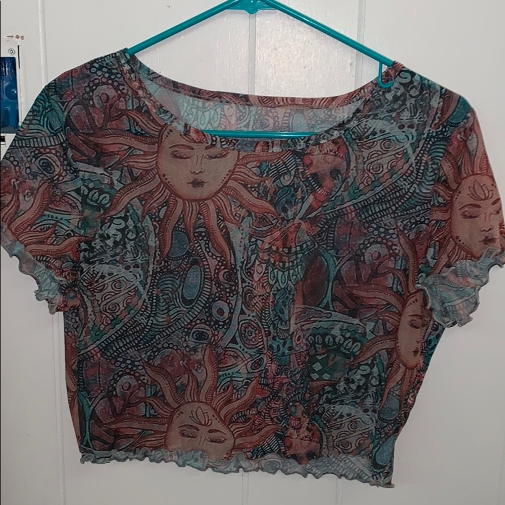 Graphic Crop Top